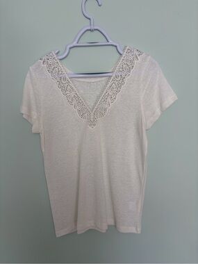 Women's Lace V-Neck Short Sleeve Tee - White